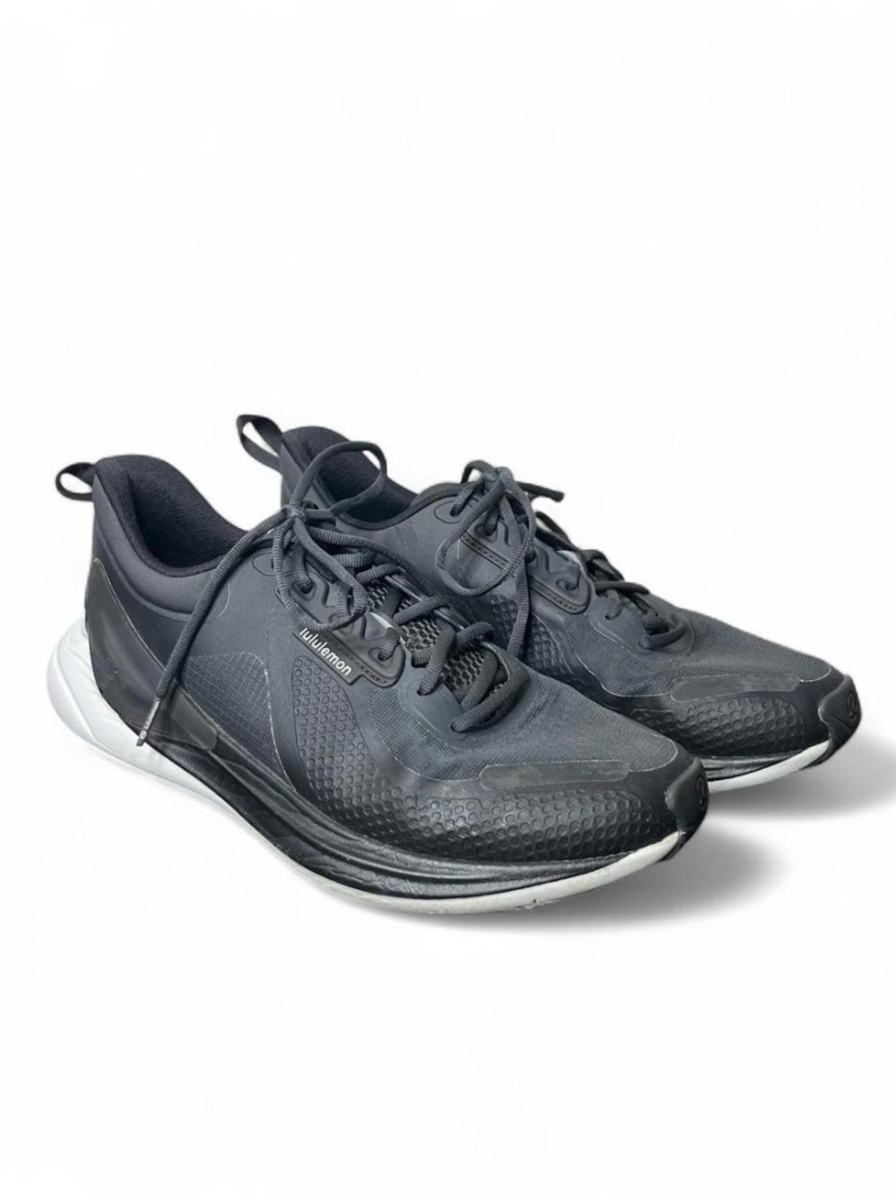 Lululemon Blissfeel Trail Run Sneakers in Graphite Grey/Black Outdoor Running